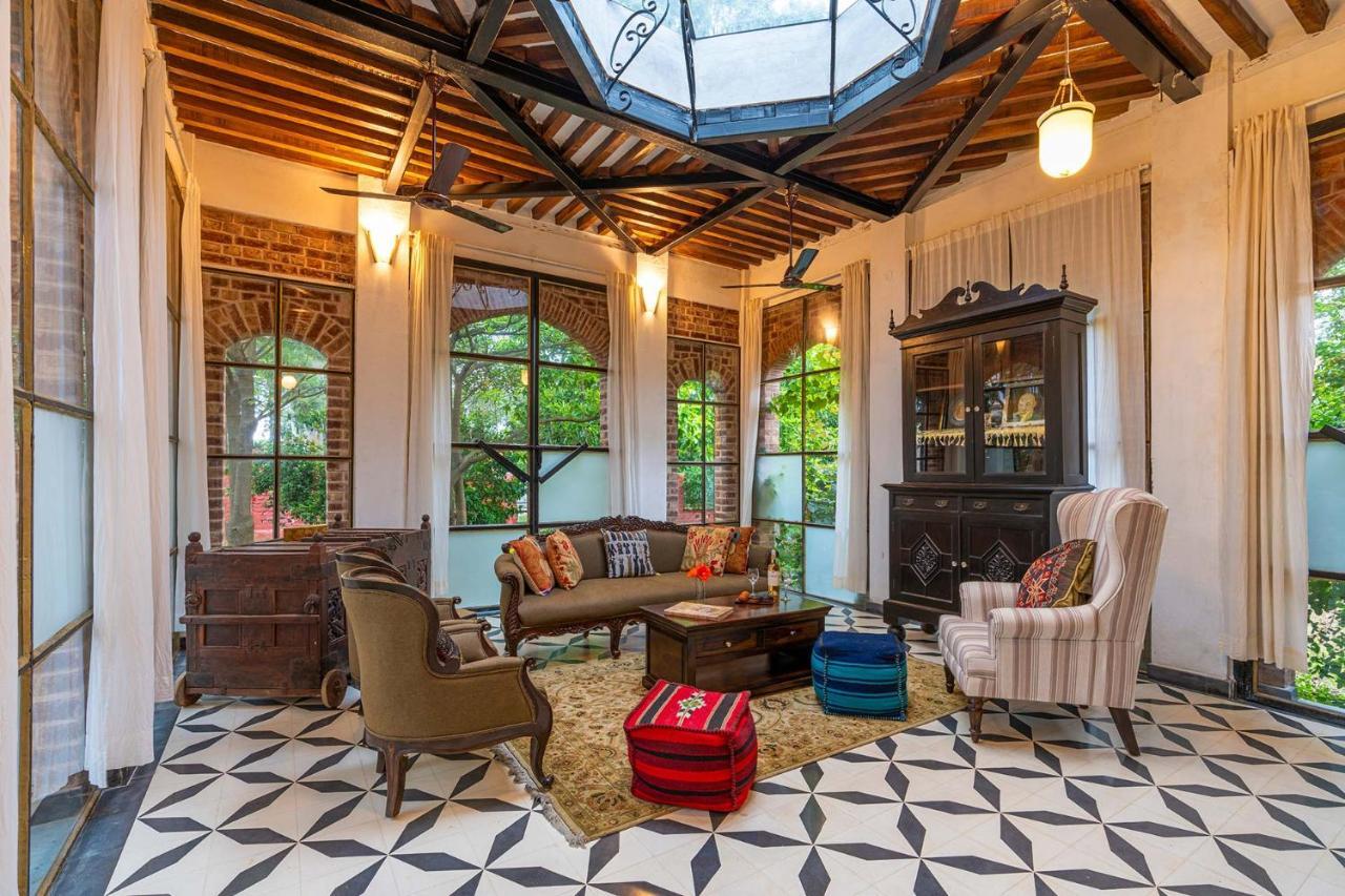 Stayvista'S Peepal Haveli - Rustic Kothi With Terrace, Breathtaking View & Bonfire Narainpur  エクステリア 写真