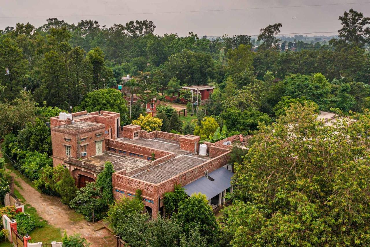 Stayvista'S Peepal Haveli - Rustic Kothi With Terrace, Breathtaking View & Bonfire Narainpur  エクステリア 写真